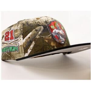 Pittsburgh Pirates Roberto Clemente 21 Nation Patch New Era 59Fifty Hat 7 1/4